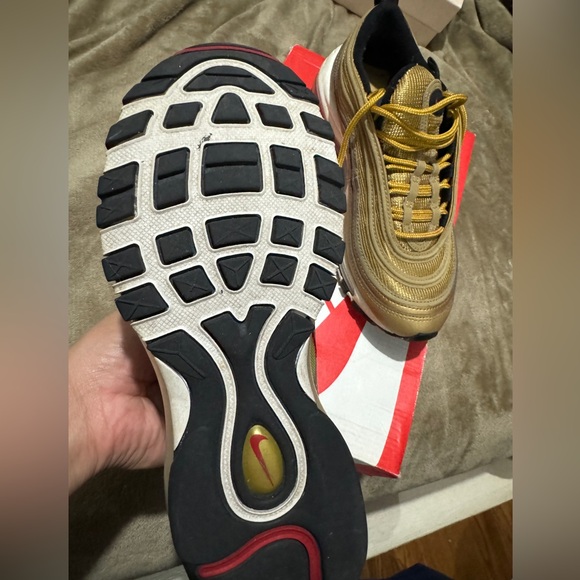 Air Max 97 QS "Metallic Gold" sneakers - Picture 3 of 4